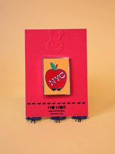 "Big Apple" Enamel pin