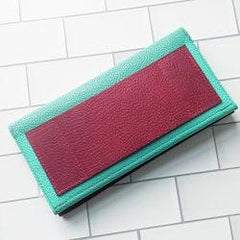 Stella Travel Wallet