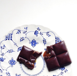 Nunu Chocolates Dark Chocolate & Soft Caramel Bar