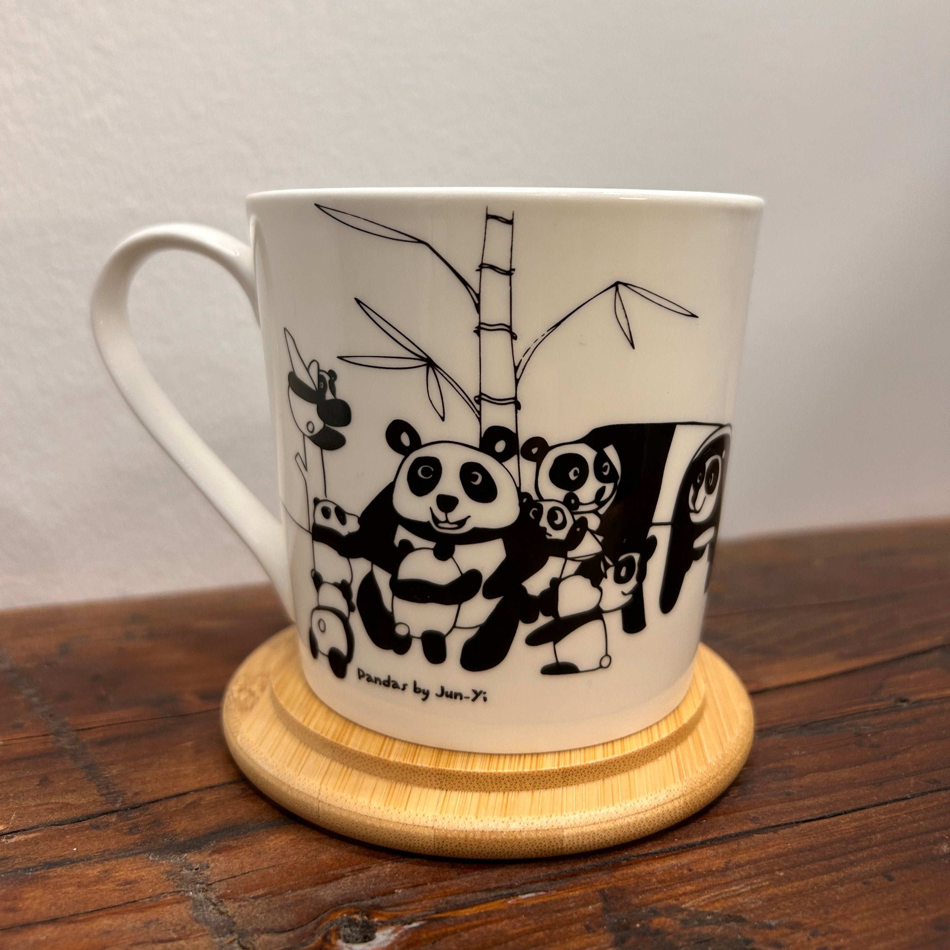 Wide Tapered Mug w/Bamboo Lid - Panda