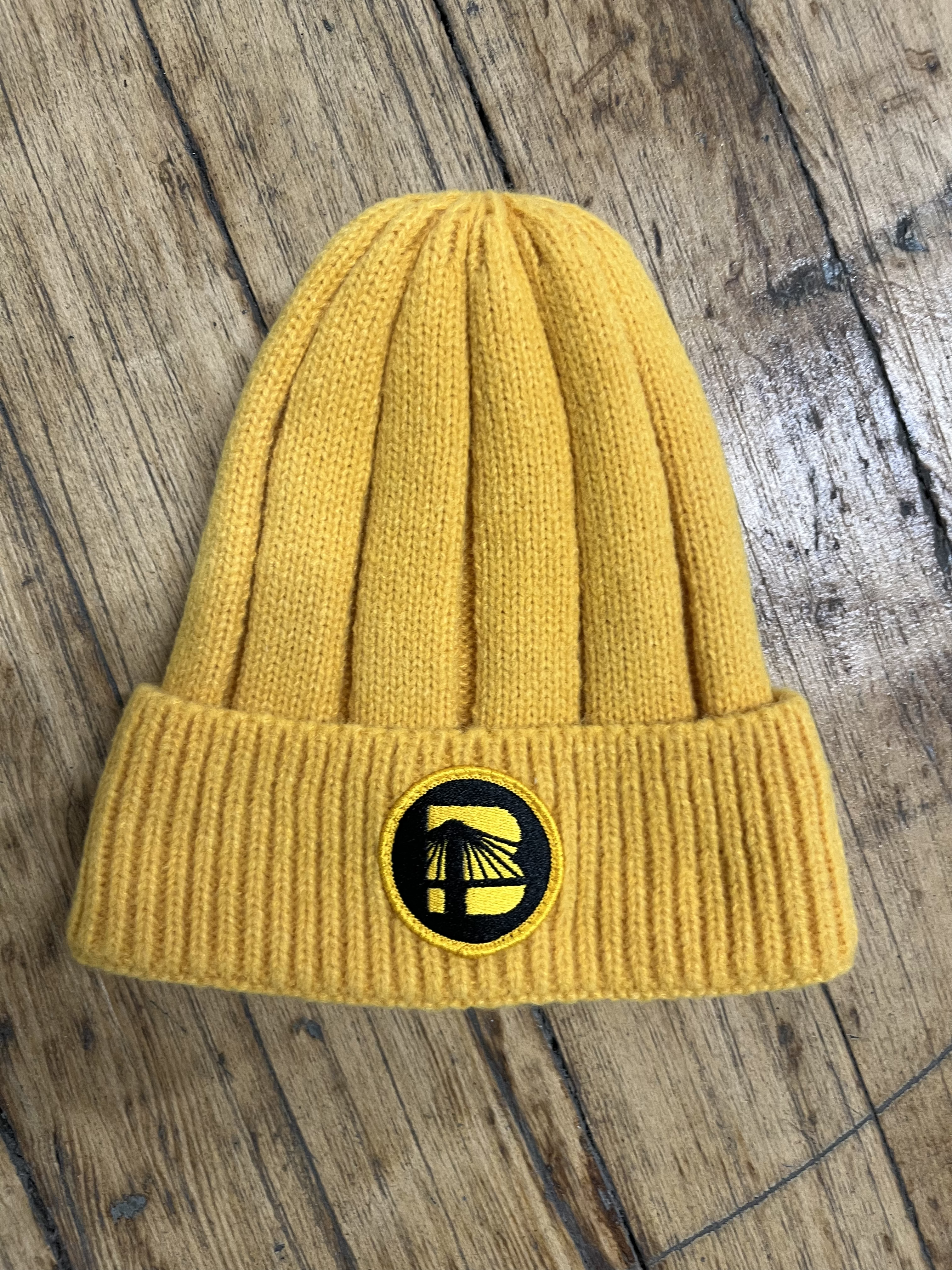 B Icon Splendid Beanie