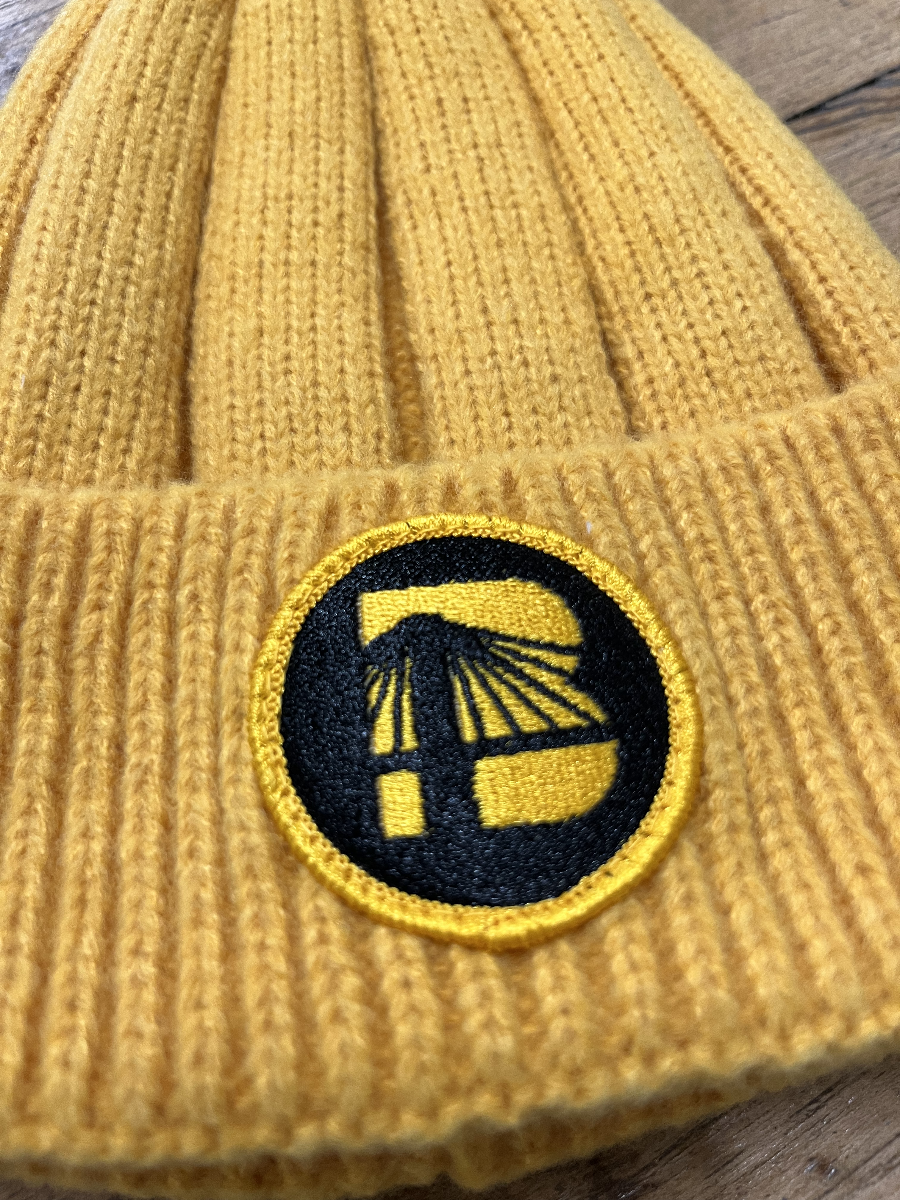 B Icon Splendid Beanie