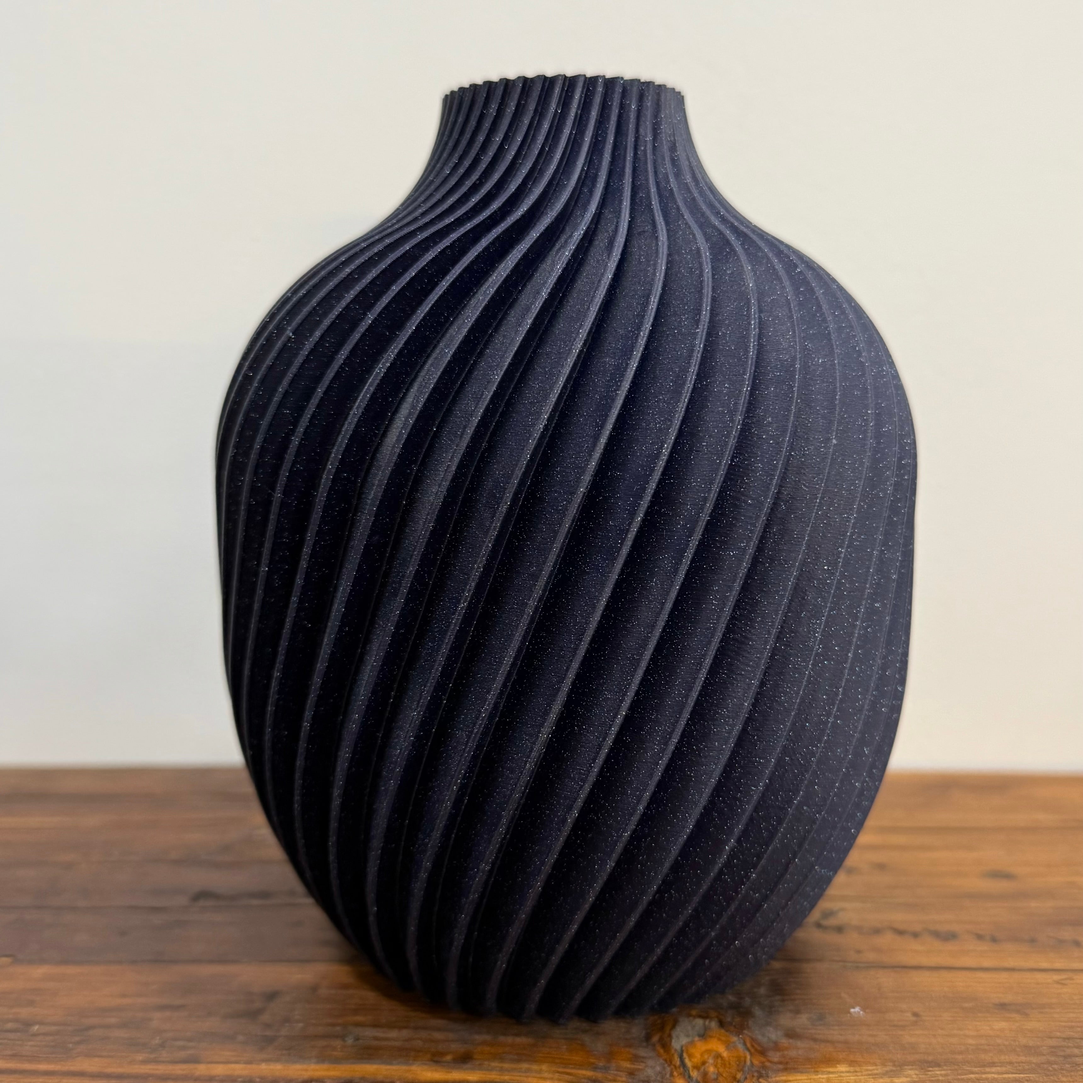 3D Printed Wavy Vase Pot