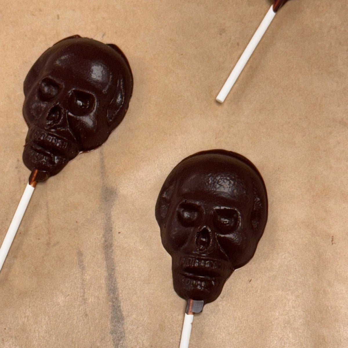SKULL Lollipop | Milk Chocolate